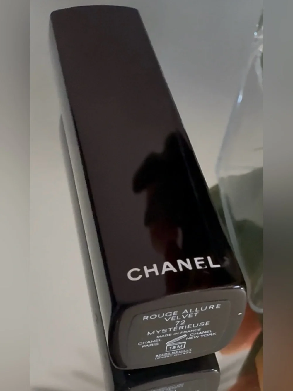 CHANEL Women Rouge Allure Velvet 72 Mystérieuse Luminous Matte Lipstick
